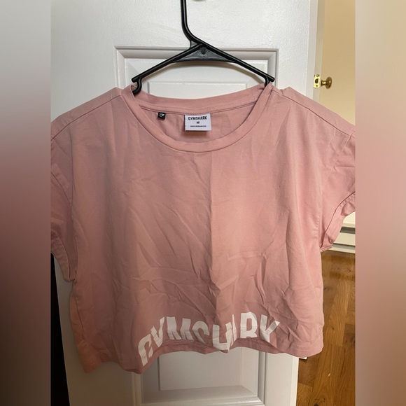 Light Pink Gymshark Cropped Workout Shirt - Picture 2 of 2